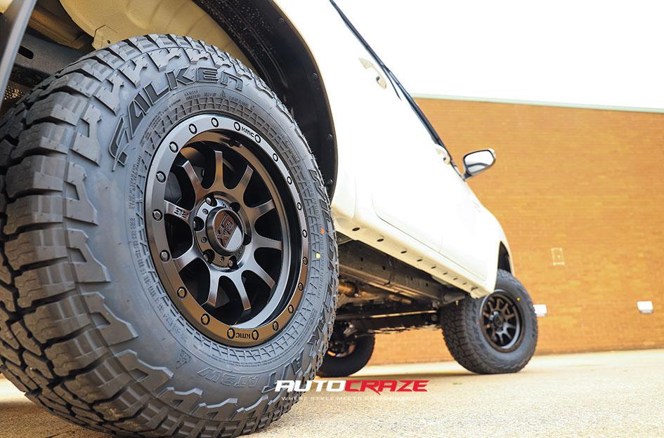 TOYOTA HILUX N80 4WD RG3 SATIN BLACK